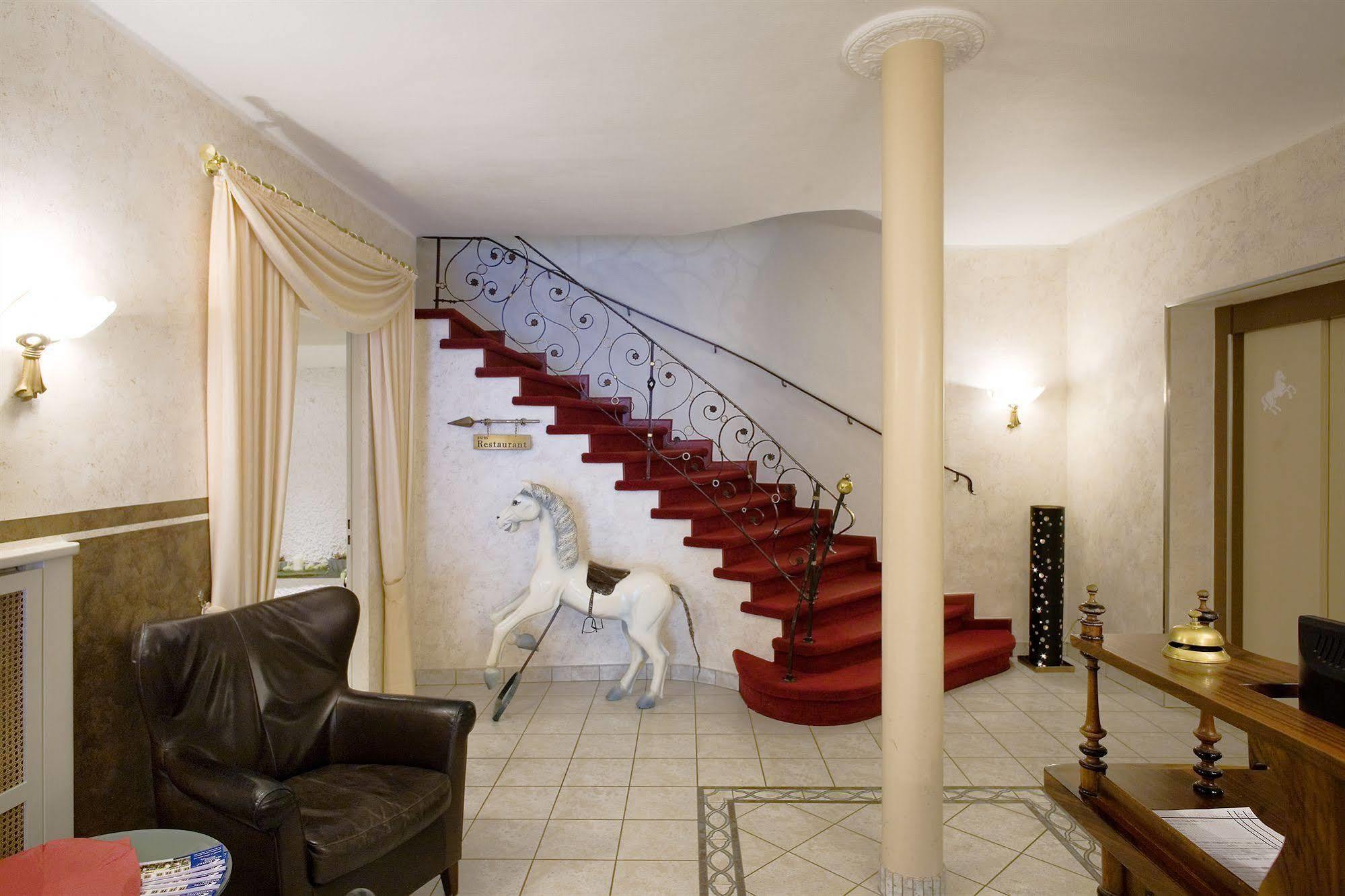Hotel Weisses Ross เมมมิงเงน ภายนอก รูปภาพ